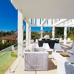 Villa Capricho