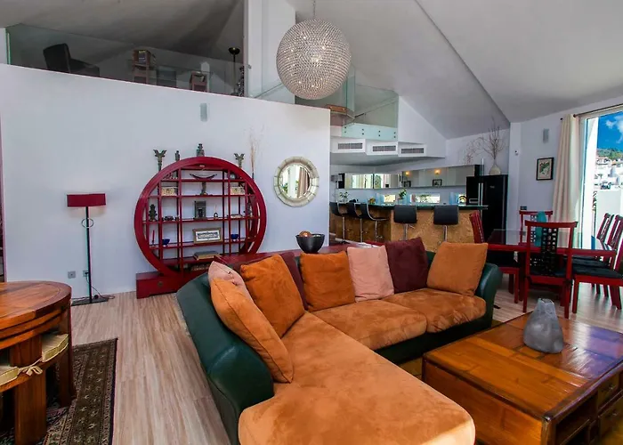 Capricho Villa *